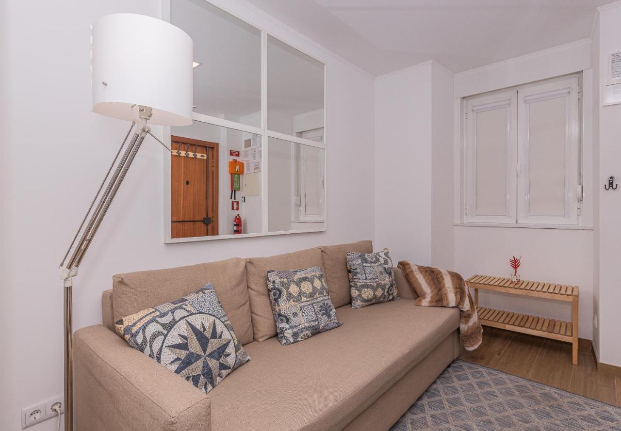 Feira Da Ladra Comfy Premium Apartment Lisabona Exterior foto